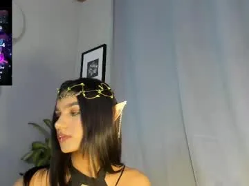 yana_squrel_22 – webcam model profile photo Image 18