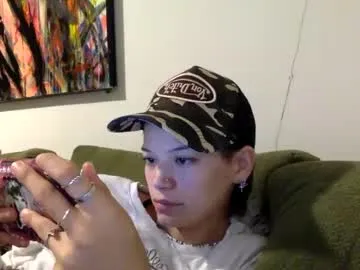 sherylov – webcam model profile photo Image 18