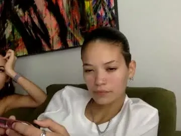 sherylov – webcam model profile photo Image 6