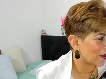 bella_stewartt – webcam model profile photo Image 2