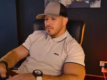 informal_ – webcam model profile photo Image 17