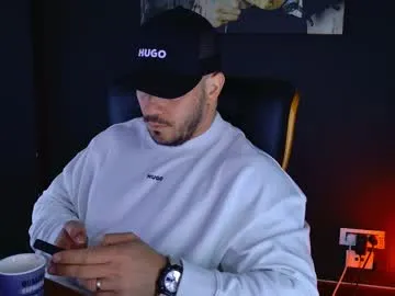 informal_ – webcam model profile photo Image 4