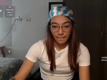 informal_ – webcam model profile photo Image 15