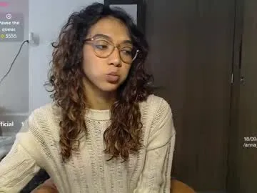 informal_ – webcam model profile photo Image 16