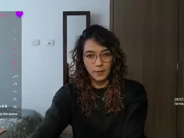 informal_ – webcam model profile photo Image 2