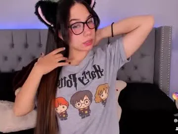 carolinna_ – webcam model profile photo Image 9