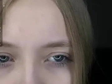 Blonde_sexy21 – webcam model profile photo Image 3