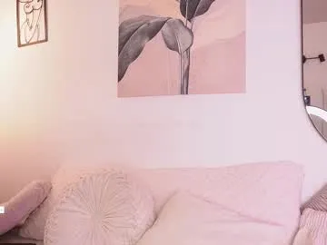 tayasha – webcam model profile photo Image 17