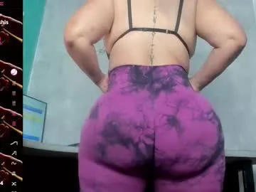 piercedbabe33 – webcam model profile photo Image 2