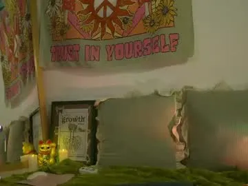 karlaowliam – webcam model profile photo Image 19