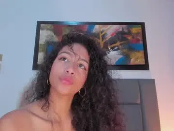 lily_merlin – webcam model profile photo Image 17