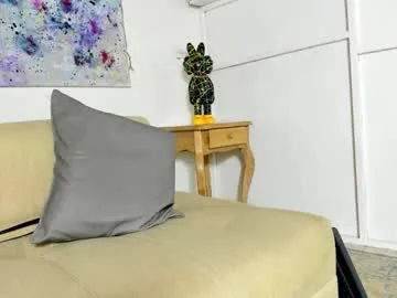 cosmic_girll – webcam model profile photo Image 15