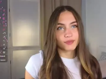 kitty__sophie – webcam model profile photo Image 9