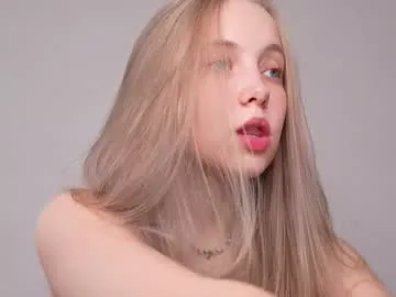 sladkoezka – webcam model profile photo Image 13