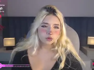 lanie__ – webcam model profile photo Image 7