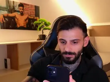 michel_momsen – webcam model profile photo Image 12