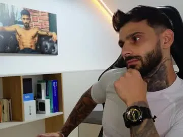 michel_momsen – webcam model profile photo Image 6