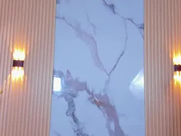 sladkoezka – webcam model profile photo Image 2