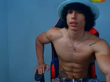 mazzanti_ – webcam model profile photo Image 16