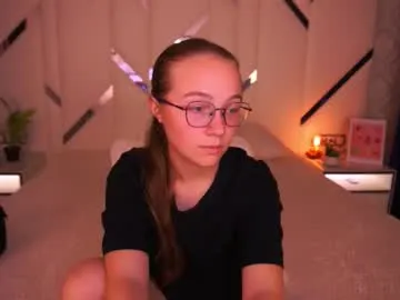 _sirine_ – webcam model profile photo Image 7