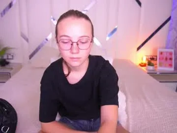 _sirine_ – webcam model profile photo Image 9