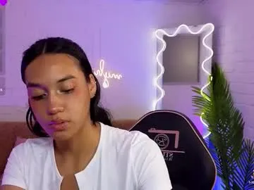 lanie__ – webcam model profile photo Image 11