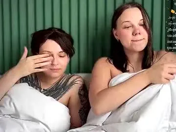 isabella__r – webcam model profile photo Image 14