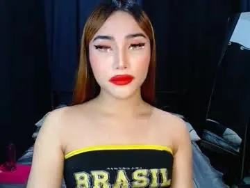 salma_hades – webcam model profile photo Image 12