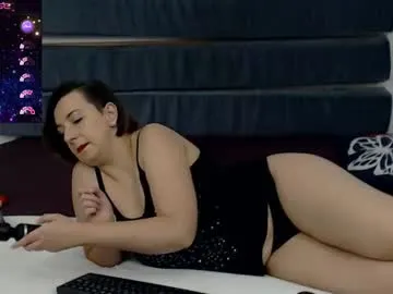 nooniemoon – webcam model profile photo Image 7