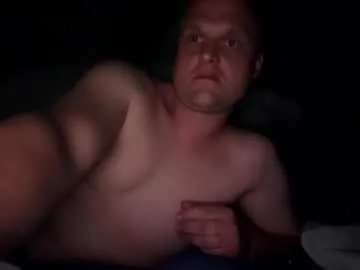 averagebuthorny – webcam model profile photo