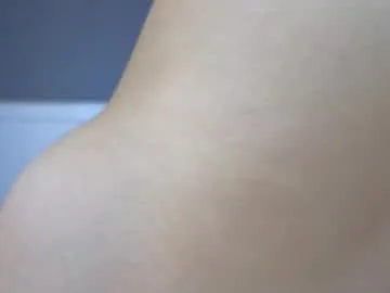 sensualhallie – webcam model profile photo Image 17