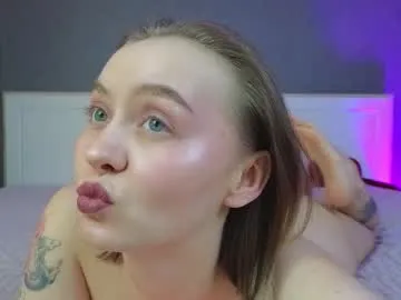 sensualhallie – webcam model profile photo Image 18