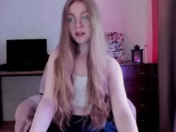 selenafox_0 – webcam model profile photo Image 14