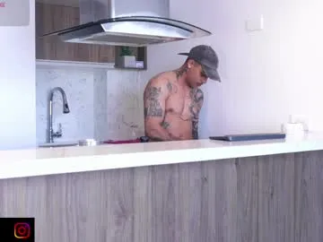 t_tragedienne – webcam model profile photo Image 6