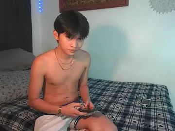 little_effy18_ – webcam model profile photo Image 18