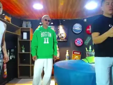 mon1_day – webcam model profile photo Image 14