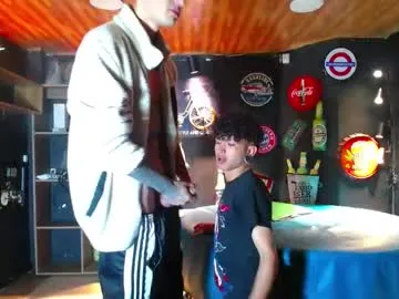 mon1_day – webcam model profile photo Image 19