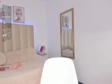 sary_hott – webcam model profile photo Image 13