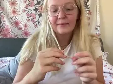 GemmaBrooks – webcam model profile photo Image 2