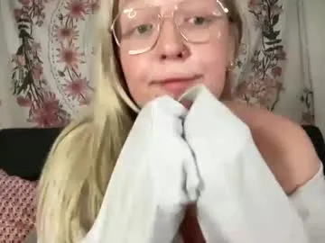 GemmaBrooks – webcam model profile photo Image 7