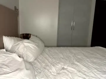 bbygirll2 – webcam model profile photo