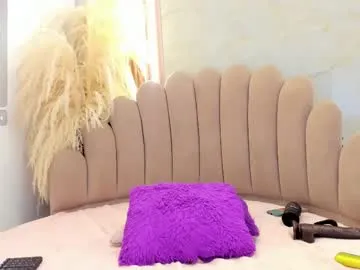 blessme_g – webcam model profile photo Image 9