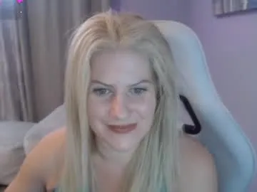 blush_lover – webcam model profile photo Image 10