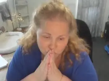 keepmyvibe___ – webcam model profile photo Image 19