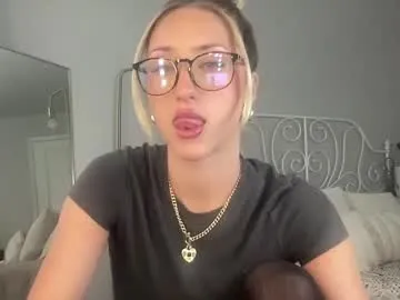 lanie__ – webcam model profile photo Image 7