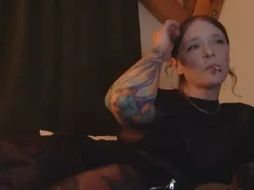 manussa69 – webcam model profile photo Image 2