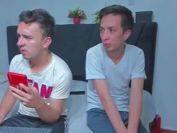 vicky_hotteei – webcam model profile photo Image 14