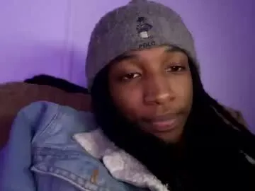 cumband – webcam model profile photo Image 11