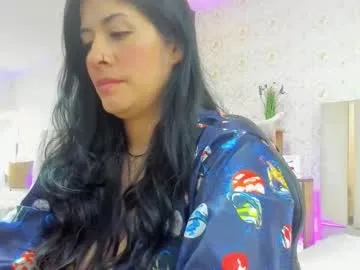 laurabigtits – webcam model profile photo Image 12