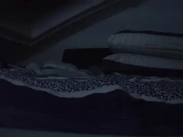 missvanessajune – webcam model profile photo Image 8